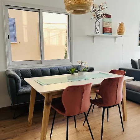 Ocean Sunset Apartment *