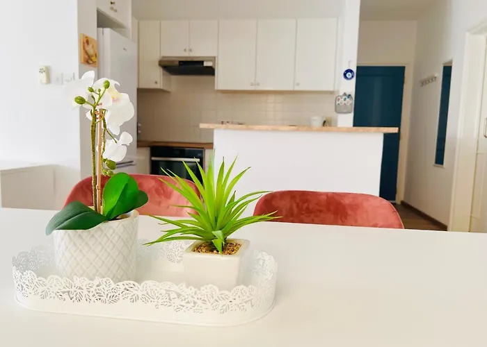 Ocean Sunset פאפוס